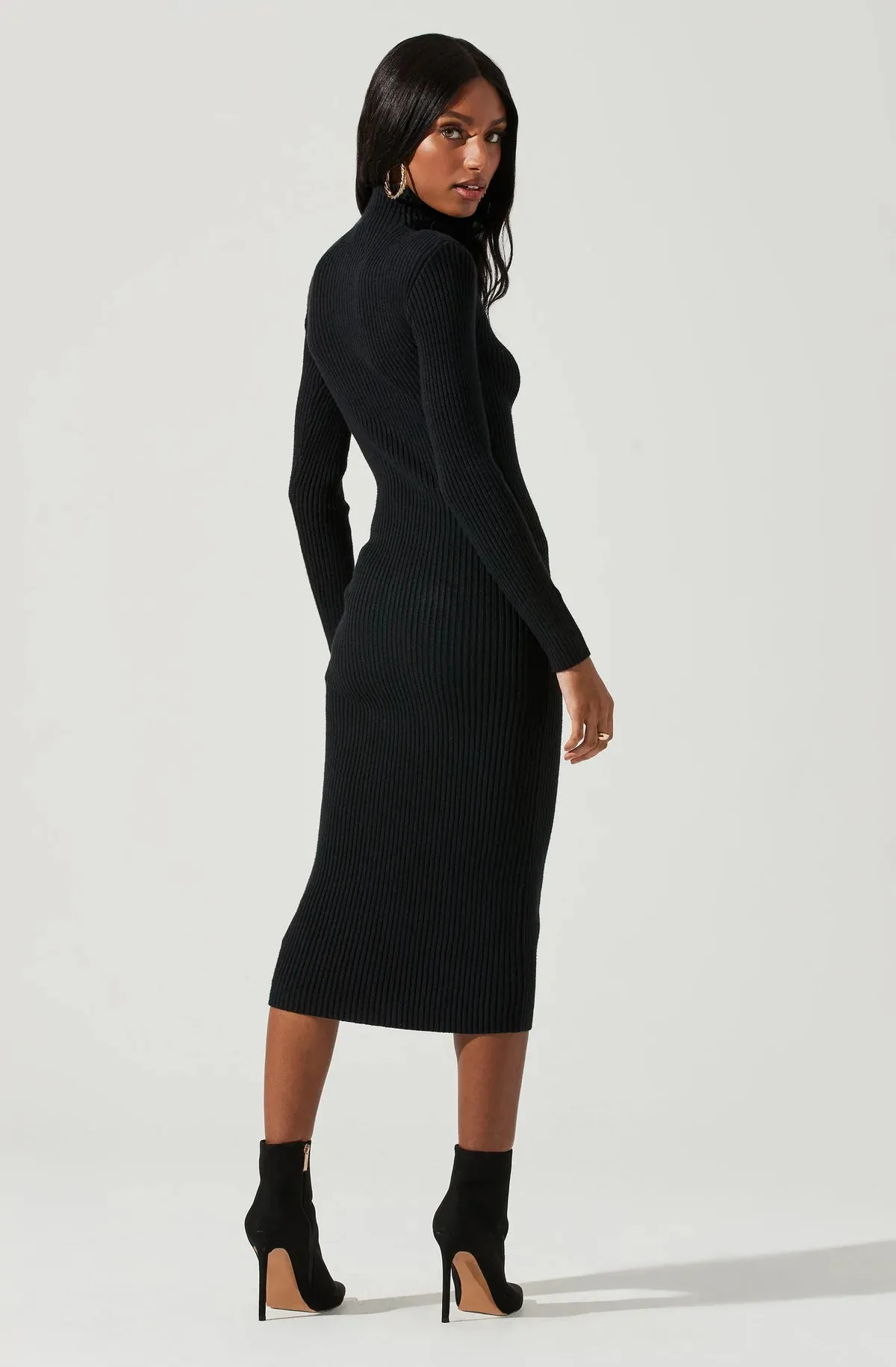 ABILENE LONG SLEEVE TURTLENECK SWEATER MIDI DRESS