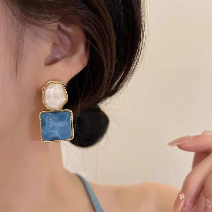 Asymmetrical Color Blocking Rhinestone Earrings