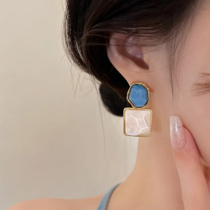 Asymmetrical Color Blocking Rhinestone Earrings