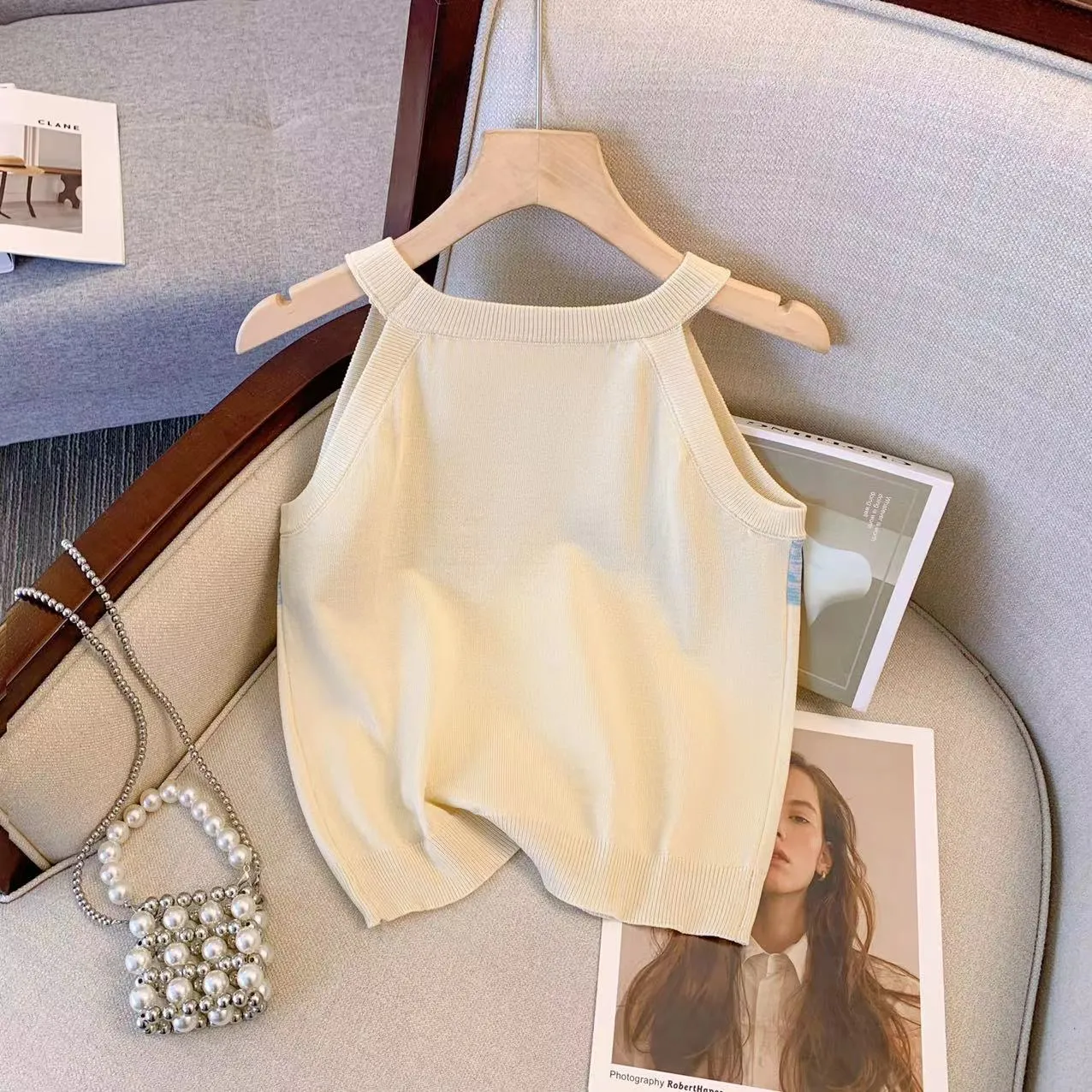 Color Blocking Sleeveless Knitted Top