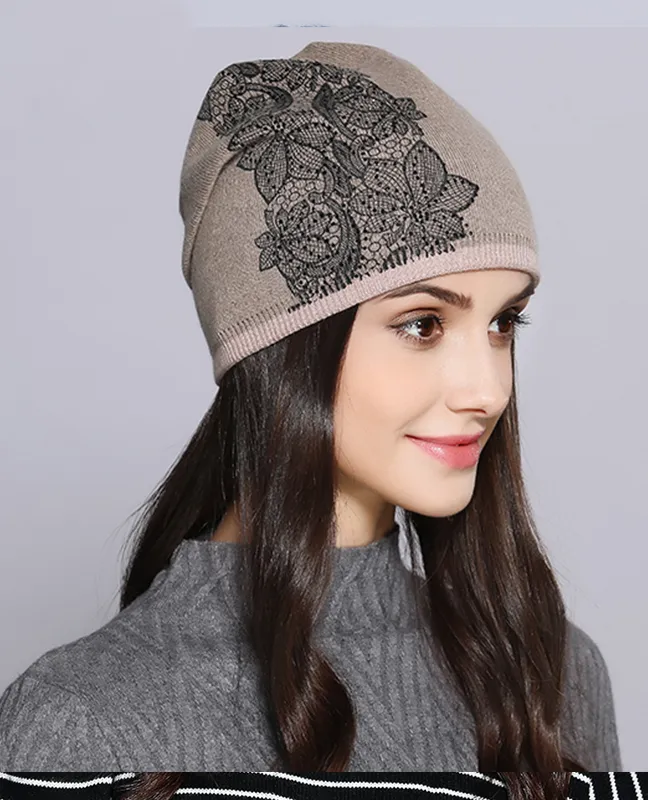 Elegant Flower knitted Beanie