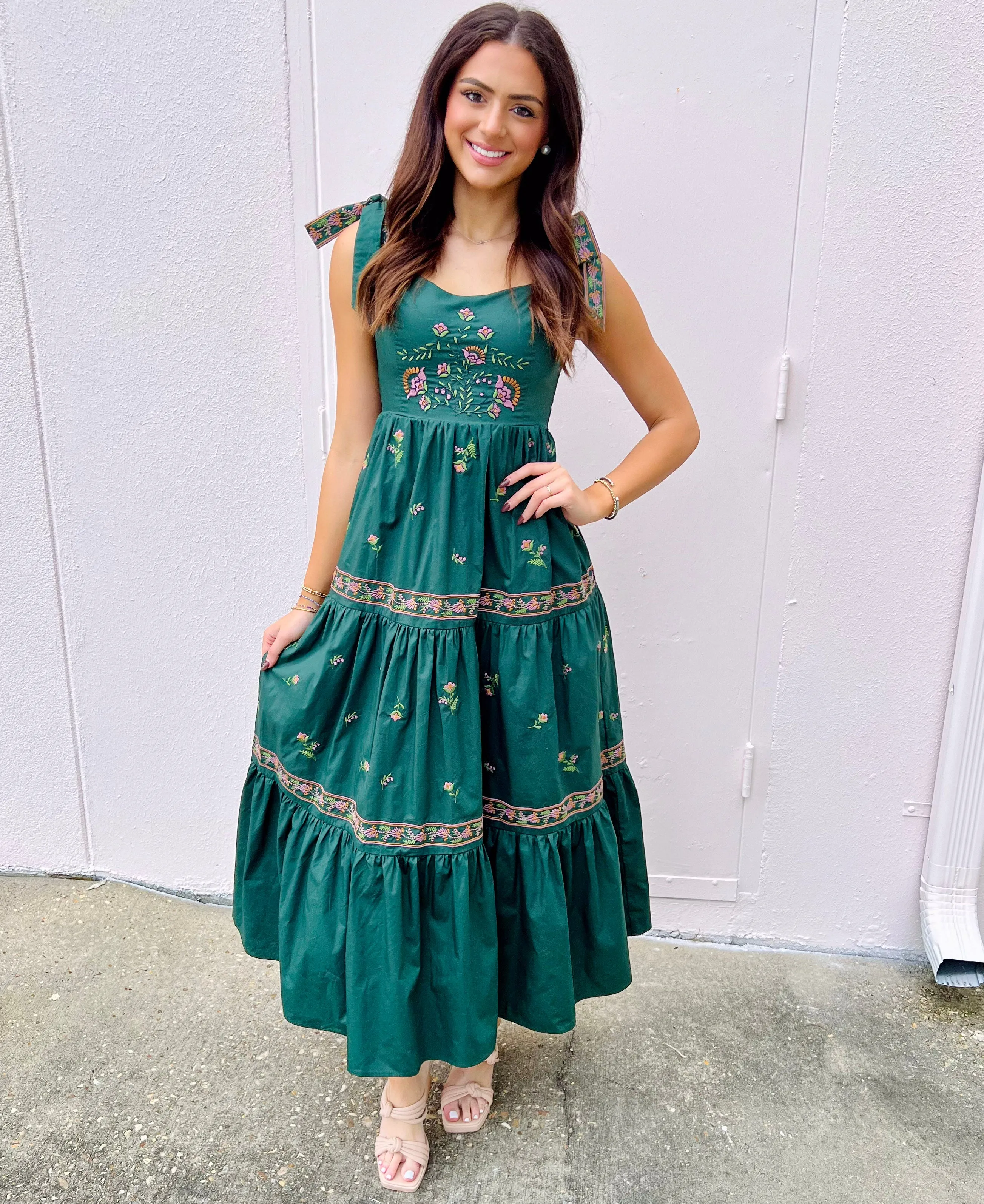 HOPELESS ROMANTIC GREEN EMBORIDERED MAXI DRESS