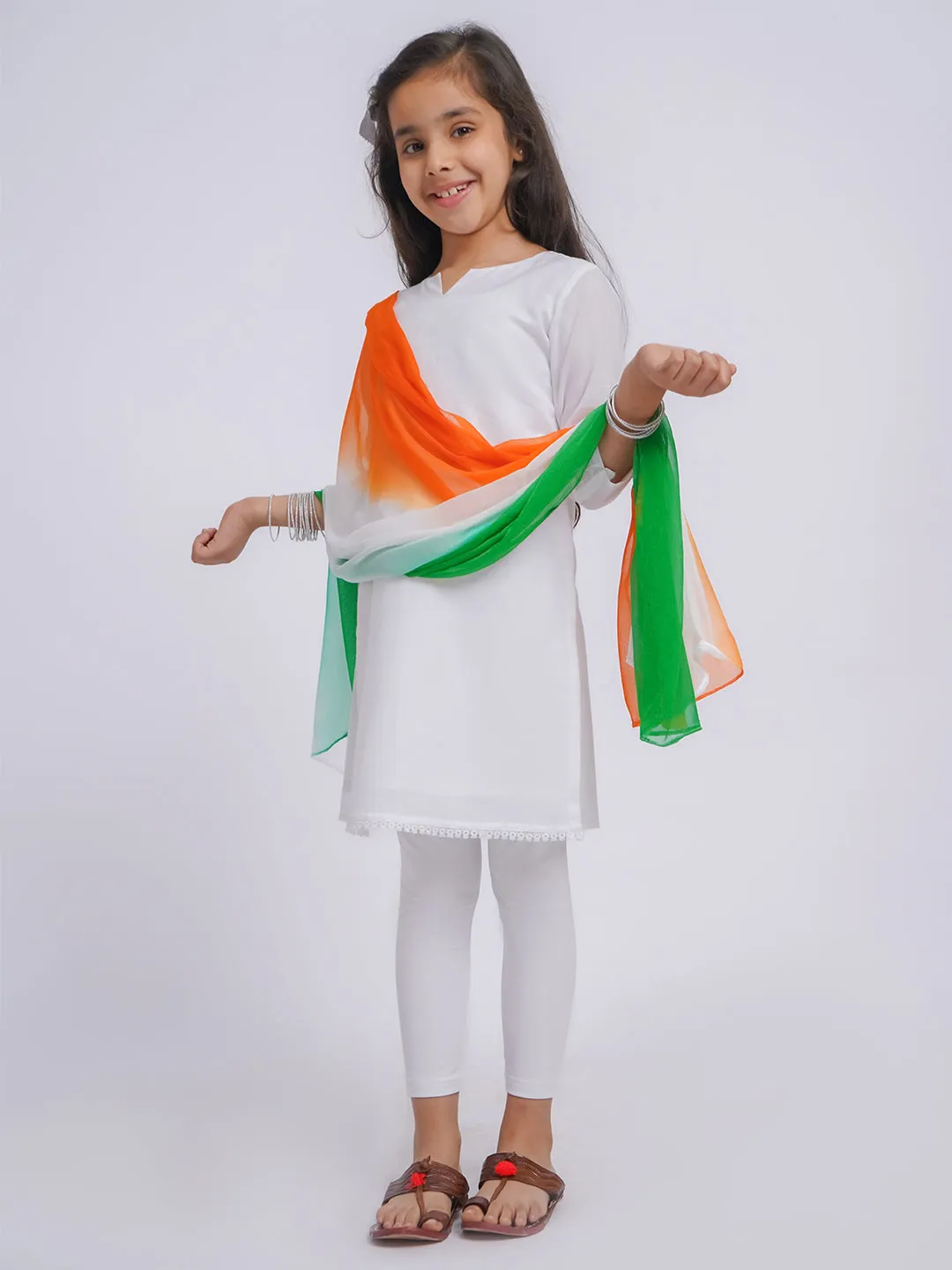 VASTRAMAY Girls' White Kurta, Leggings and Dupatta