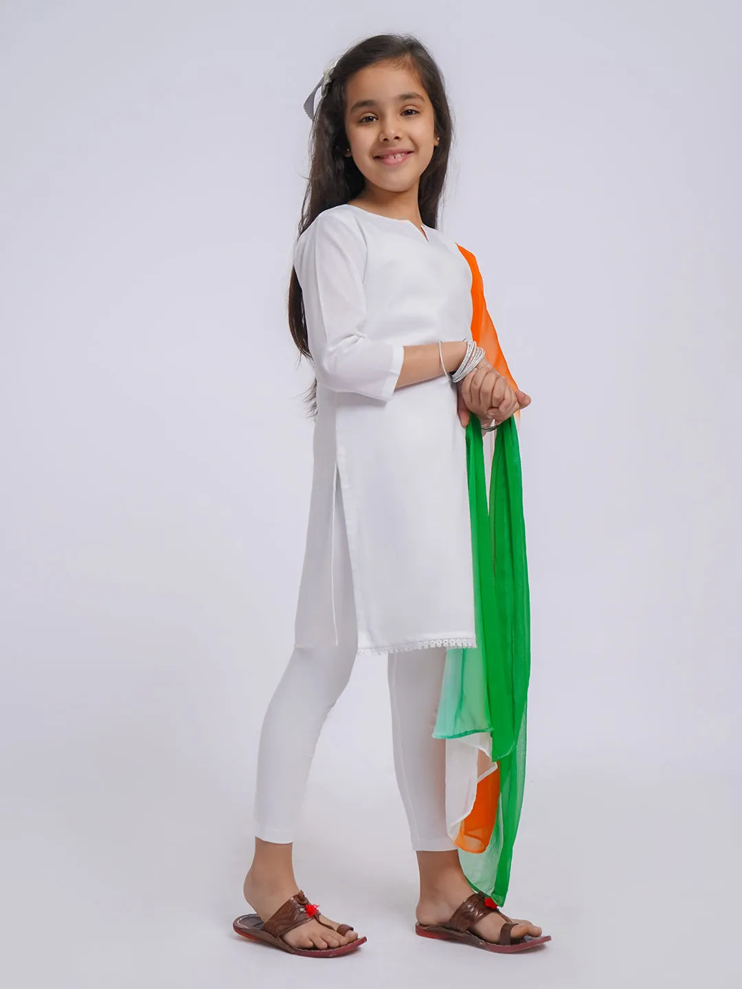 VASTRAMAY Girls' White Kurta, Leggings and Dupatta